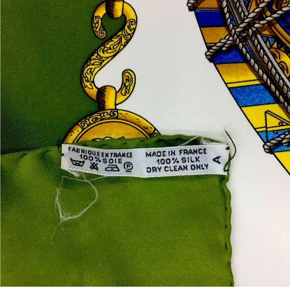 HERMES LES TAMBOURS Carre 90 Multicolor100%  Silk Scarf - Picture 8 of 8